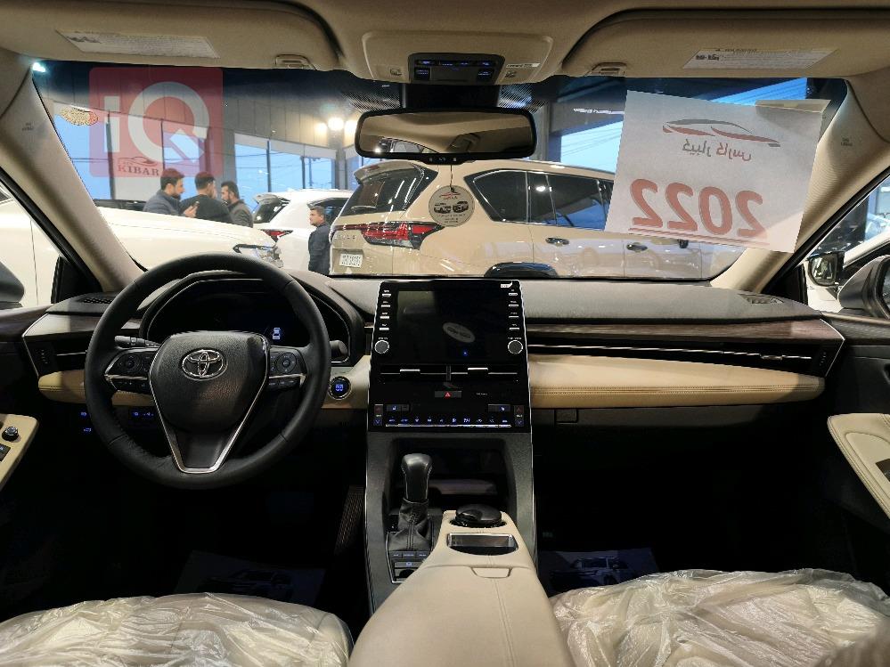 تويوتا أفالون